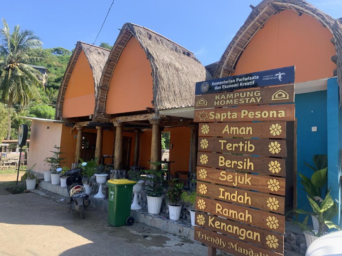 Roby Homestay Kuta  Екстер'єр фото